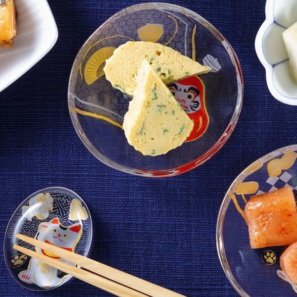 Aderia Small Glass Plate Gold Leaf Daruma Design 90mm