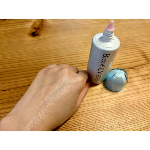 Bioré UV Aqua Rich Aqua Highlight Lotion Milky Sunscreen SPF50+ 70ml