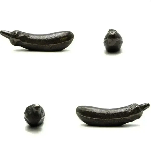 Eggplant-Shaped-Cast-Iron-Ball-Reusable-Iron-Supplement-for-Cooking-4-2026-06-12T00:57:31.621Z.webp