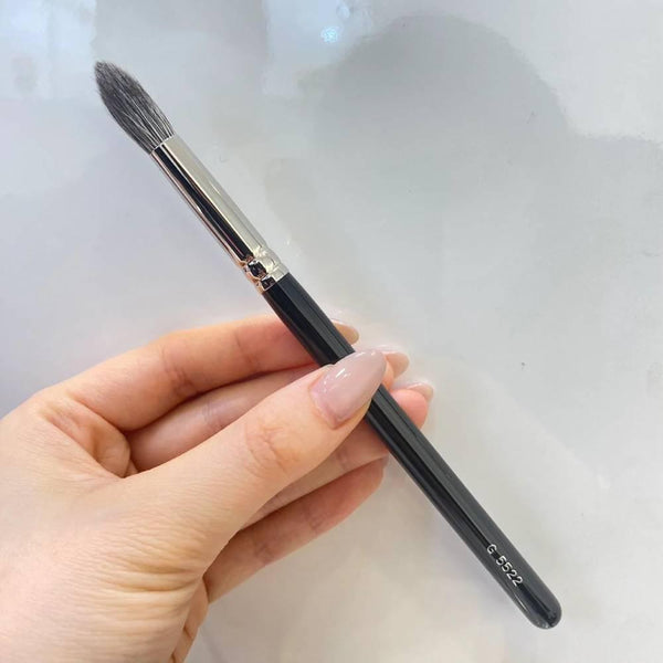 Hakuhodo Japanese Makeup Brush for Eyeshadow G5522