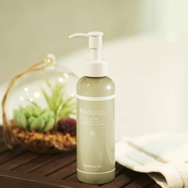 Mediplus Cleansing Gel Gentle Face Wash for Dry & Sensitive Skin 160g