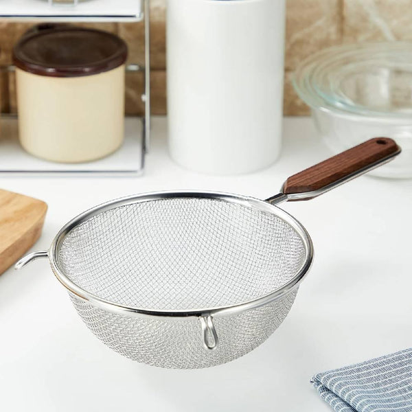 Minex Wooden Handled Fine Mesh Strainer Stainless Steel Sieve 180mm