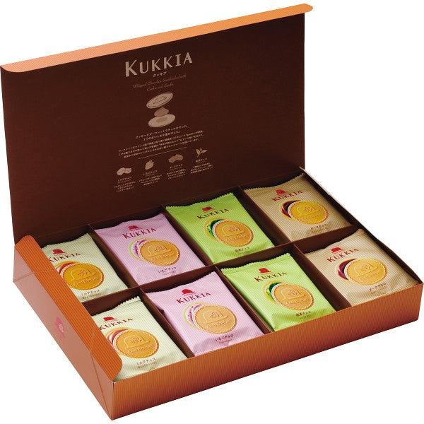 Akai Bohshi Whipped Chocolate Sandwich Cookies 4 Assorted Flavors 32 Pieces