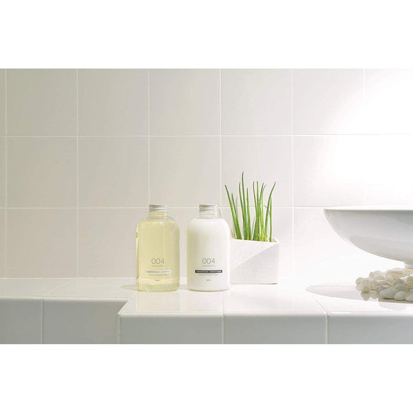 Tamanohada Shampoo Gardenia 004 Botanical Clarifying Shampoo 540ml