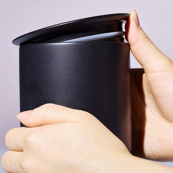 Cores Porcelain Canister Mino Ware Coffee Canister Black C820BK