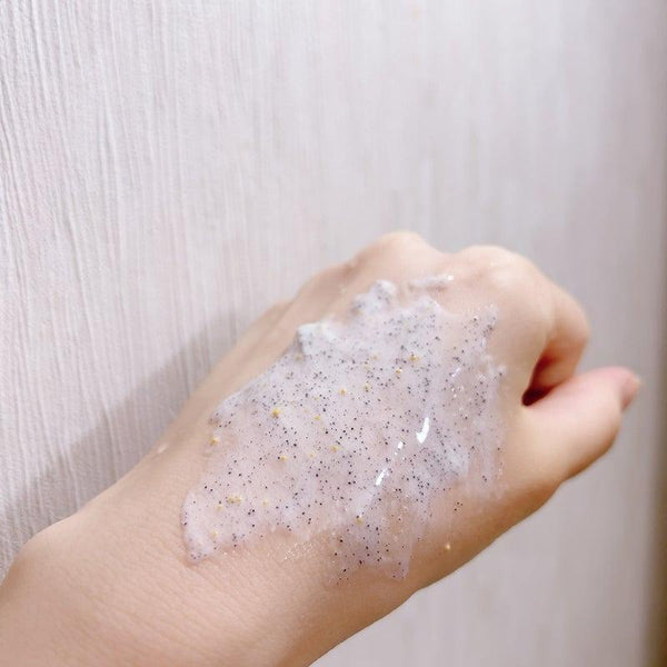 Suisai Beauty Clear Black Scrub Wash Clay Charcoal Pore Cleanser 130g