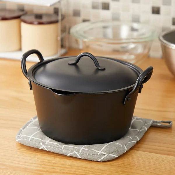 Summit Iron Deep Fry Pot Tempura Pot with Lid IH Compatible 20cm