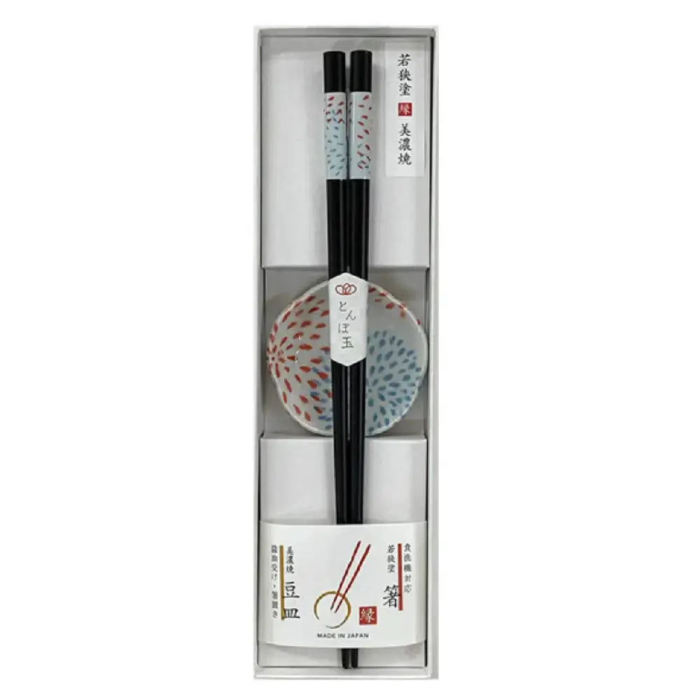 Wakasa Laquered Chopsticks With Mino Ware Small Dish Fireworks 23ct