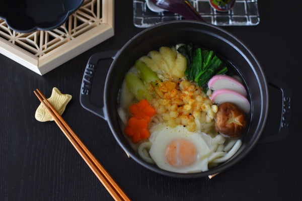 How to Make Nabeyaki Udon (Japanese Udon Noodle Hot Pot Recipe)