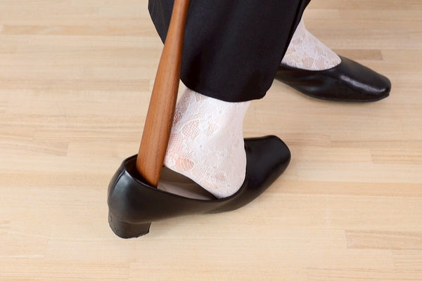 Japanese shoe horns