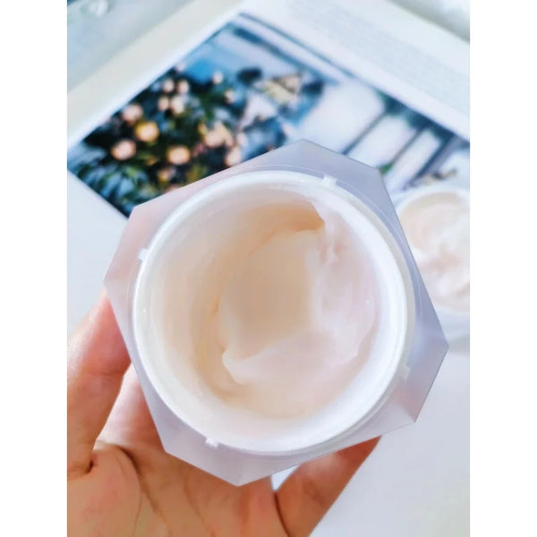 Axxzia Beauty Force Moist Rich Cream Luxurious Face Cream 30g