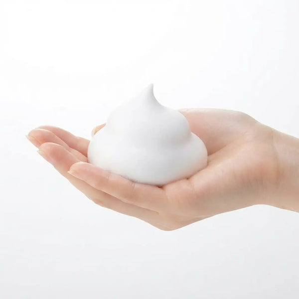 Biore-Marshmallow-Whip-Acne-Care-Foaming-Facial-Cleanser-Pump-150ml-2-2026-07-03T03:21:26.939Z.webp
