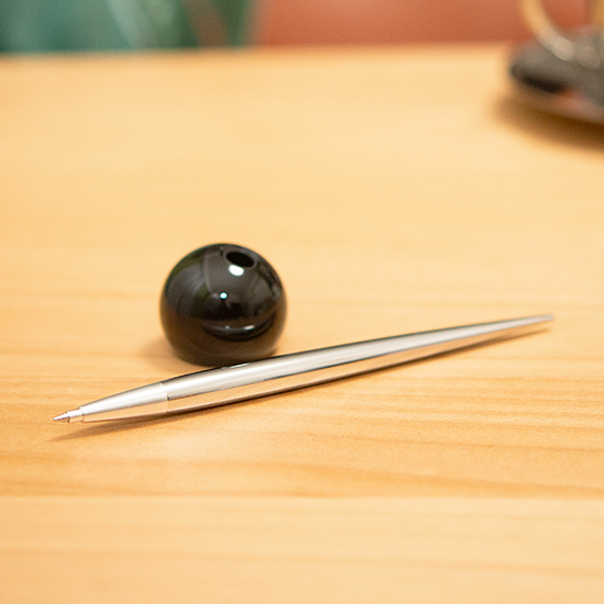 Delight Labo Elegant Japanese Chrome Pen & Pen Stand Set ZE226C