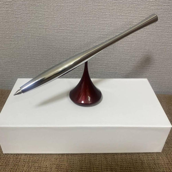 Delight Labo Metal Float Unique Floating Spinning Pen And Pen Holder