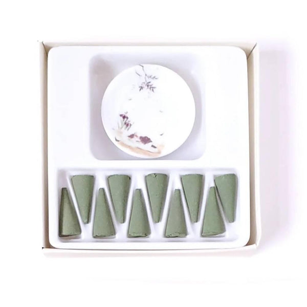 Early Summer Scent Incense Cones Set With Burner (10 Cones)