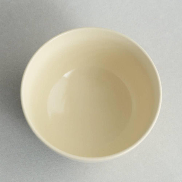 Handmade Chawan White Ningyo Doll Design Matcha Cup Japanese Tea Bowl