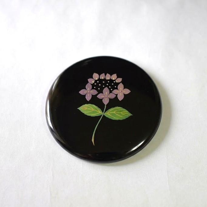 Isuke Compact Hand Mirror Hydrangea Pattern Lacquer Mirror With Bag