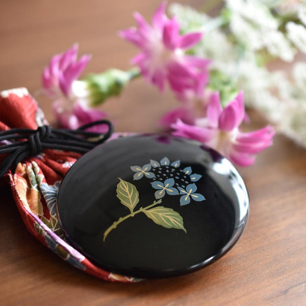 Isuke Compact Hand Mirror Hydrangea Pattern Lacquer Mirror With Bag