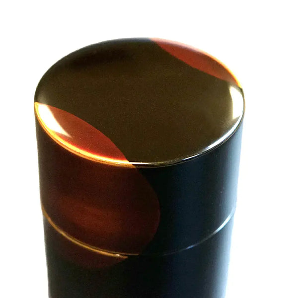 Isuke Japanese Lacquered Tea Caddy Sandalwood Design Canister