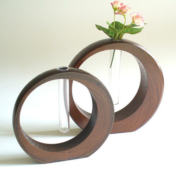 Isuke Lacquered Wooden Flower Vase Crescent Moon Small Size