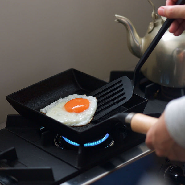 Iwachu Nambu Japanese Cast Iron Tamagoyaki Pan 24017