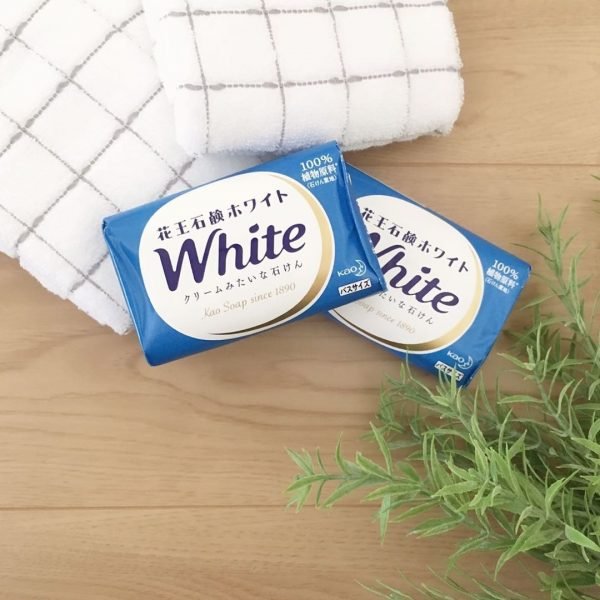 Kao White Body Bar Soap Rich Creamy Lather Moisturizing Bath Soap 130g