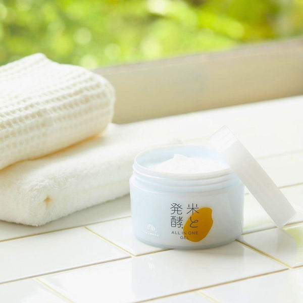 Kikumasamune Multifunctional Rice Derived All-in-One Moisturizing Gel 150g