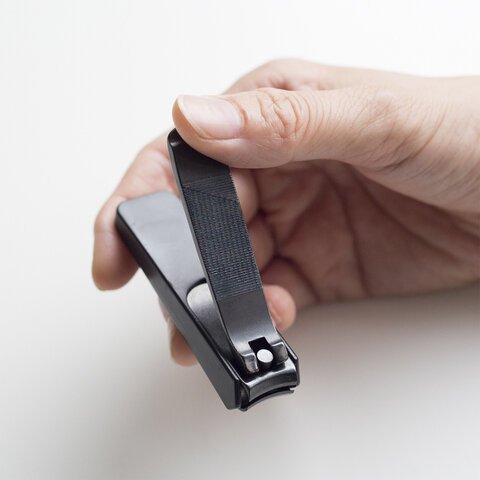 Kiya Nail Clipper Black Steel Classic Nail Cutter Medium