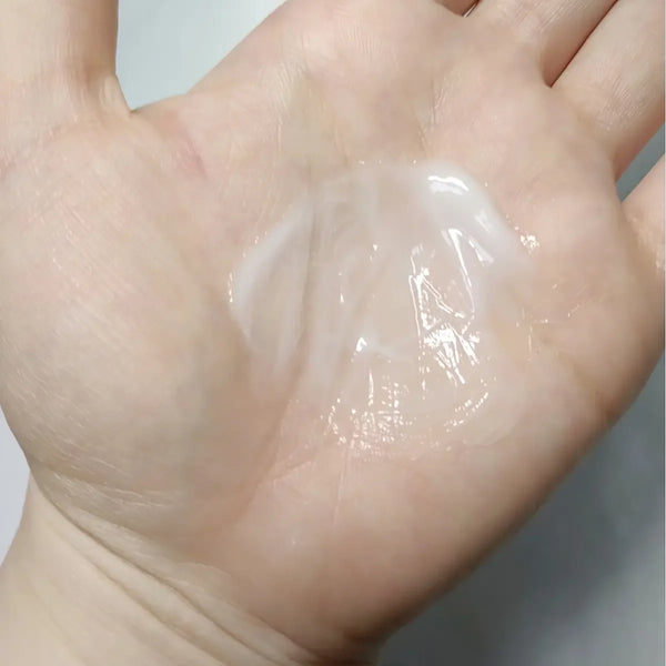 Loshi Horse Oil Skin Cream Deep Moisture Body and Face Cream 220g