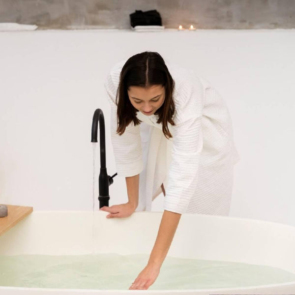 Nehan Tokyo Clay Bath & Bath Salts Garden Fragrance Blend 100g