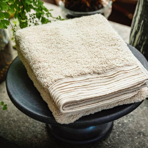 Eco Friendly Absorbent Face Towel For Sensitive Skin 32x90cm