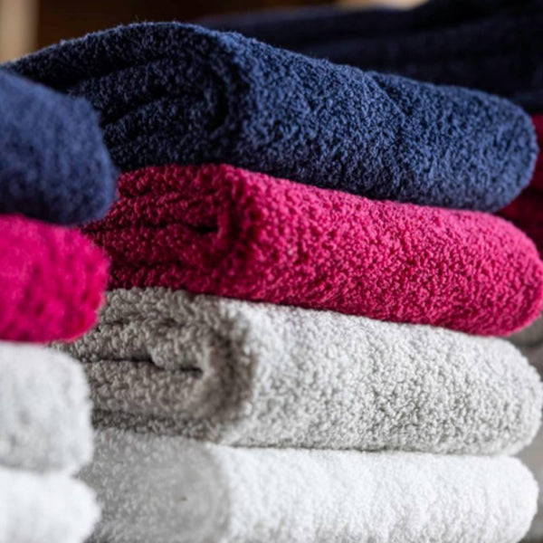 Lightweight Fluffy Face Towel Soft & Highly Absorbent 33×85cm