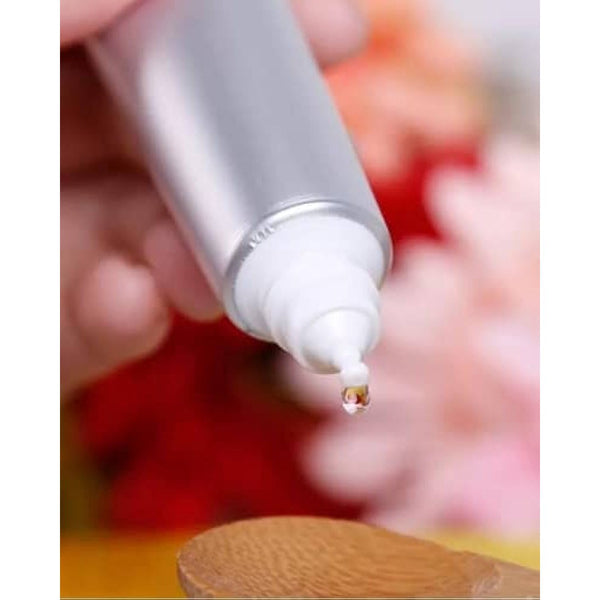 Melano CC Intensive Anti-Spot Brightening Essence Vitamin C 20ml