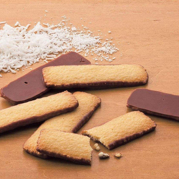 Royce Baton Cookies Coconut and Hazelcacao 50 Pieces