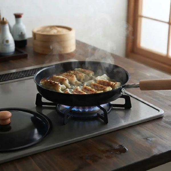 Summit Iron Cookware Iron Frying Pan with Lid & Wooden Handle 20cm