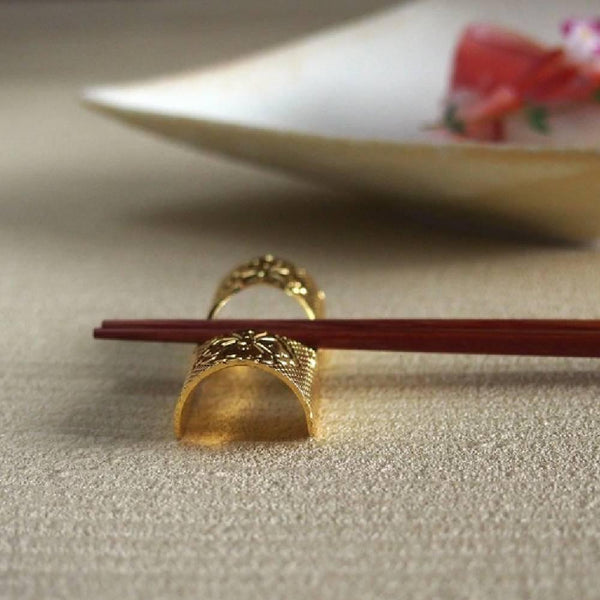 Tanabe Elegant Gold Chopstick Rest With Traditional Pattern