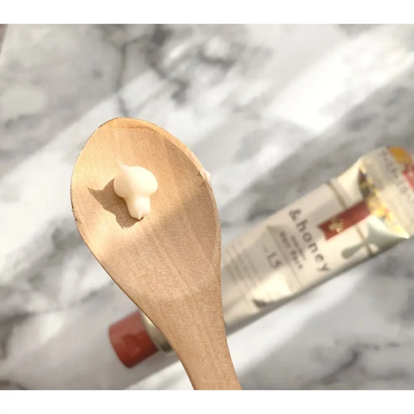 &honey Deep Moist Hair Pack 1.5 (Japanese Honey Hair Mask) 130g